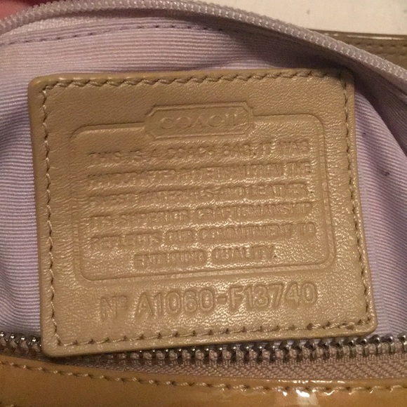 COACH Vintage Handbag Purse / Bag, Authentic, Brown and Gold - Picture 8 of 11